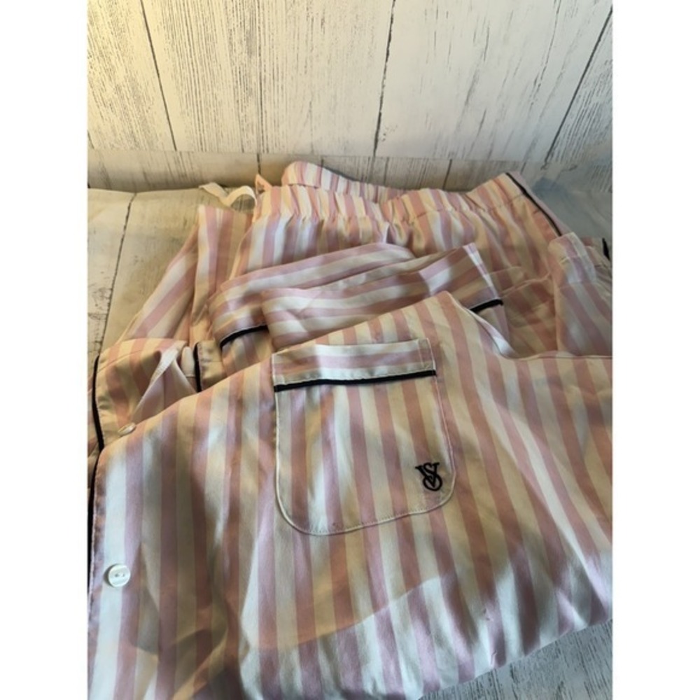 Victoria's Secret Glazed Satin Pajama set Long PINK ICONIC STRIPE  XXL